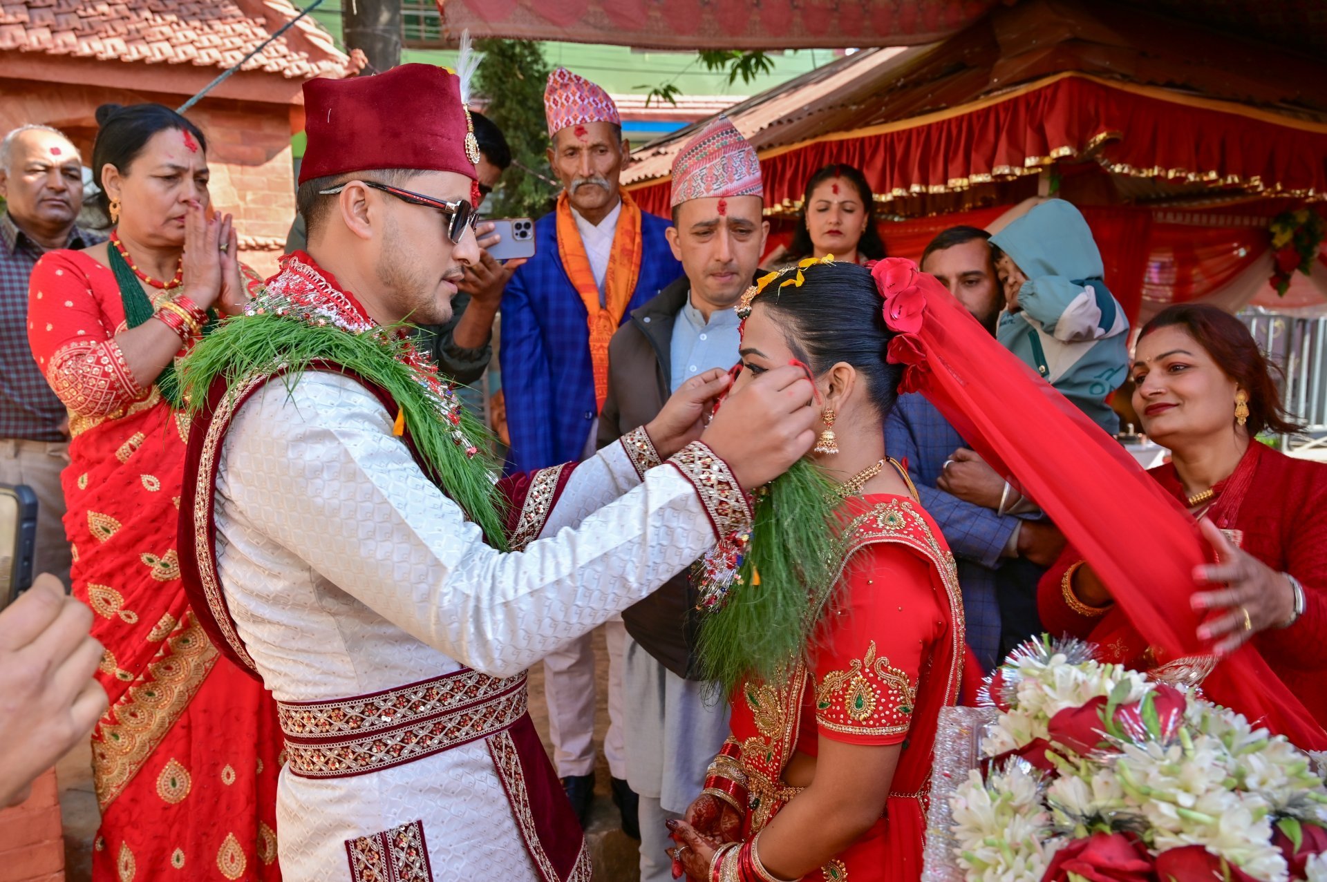 मन्दिरबाट हुने विवाह प्याकेज photo