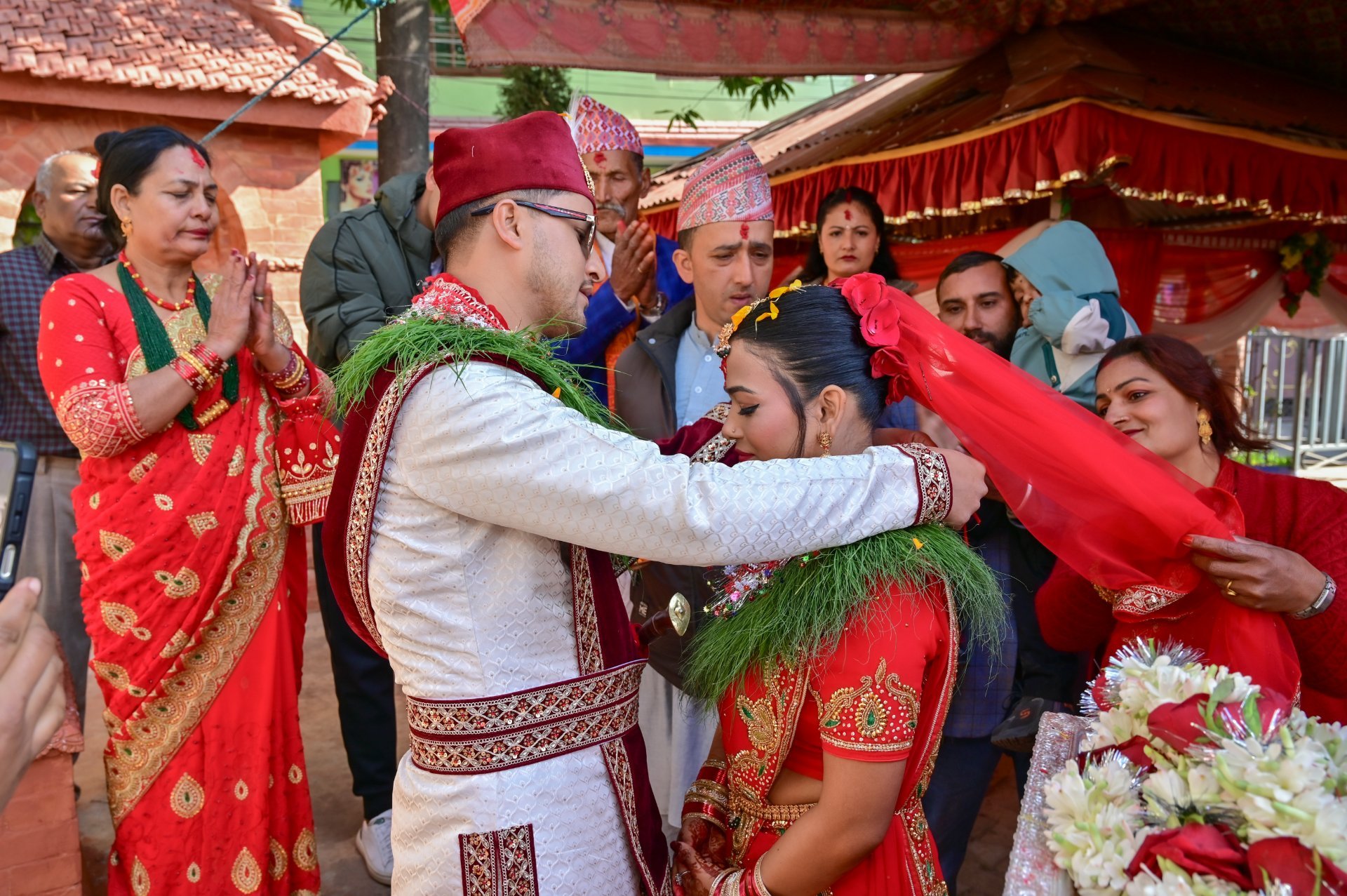 मन्दिरबाट हुने विवाह प्याकेज photo