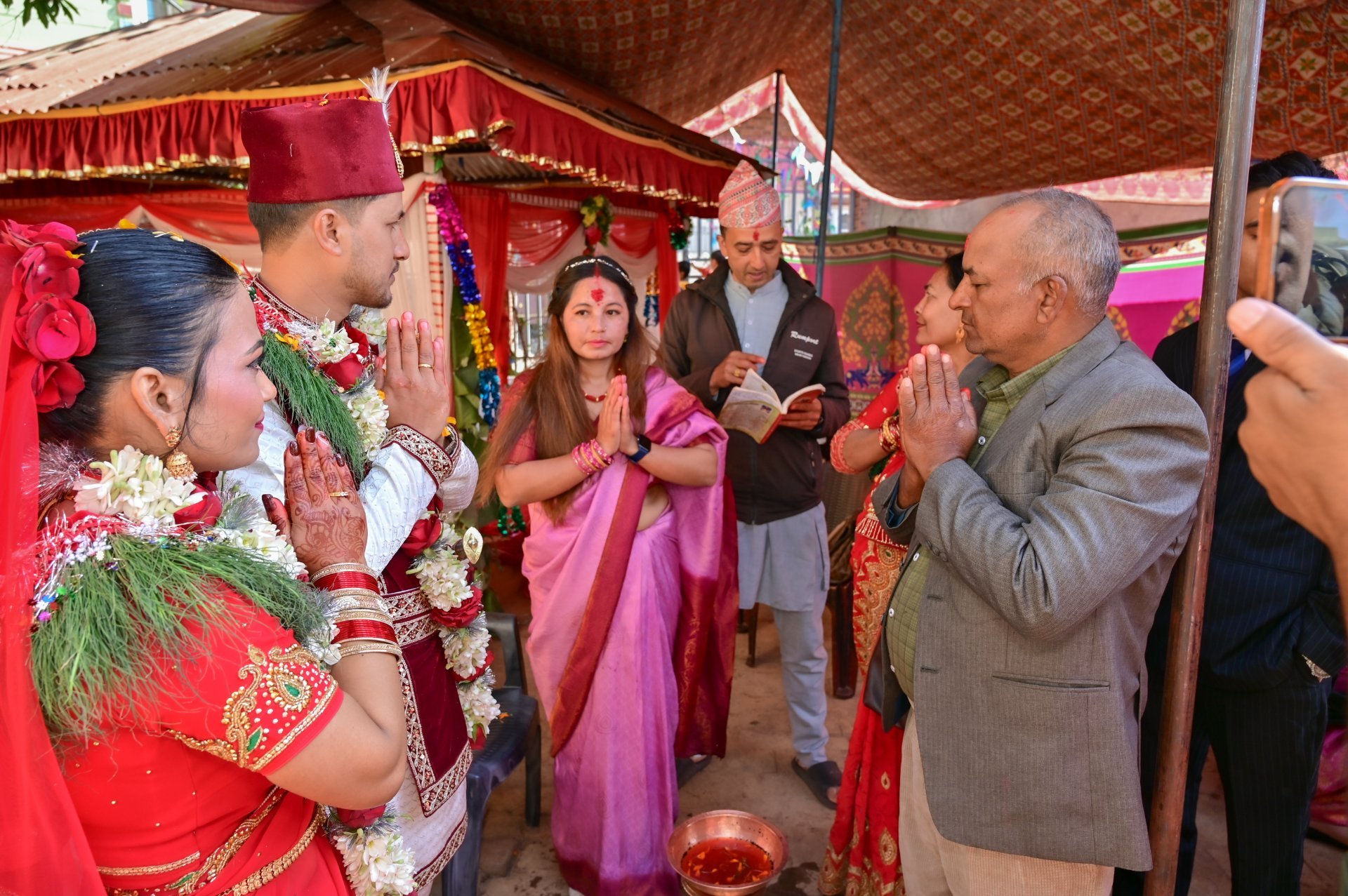 मन्दिरबाट हुने विवाह प्याकेज photo